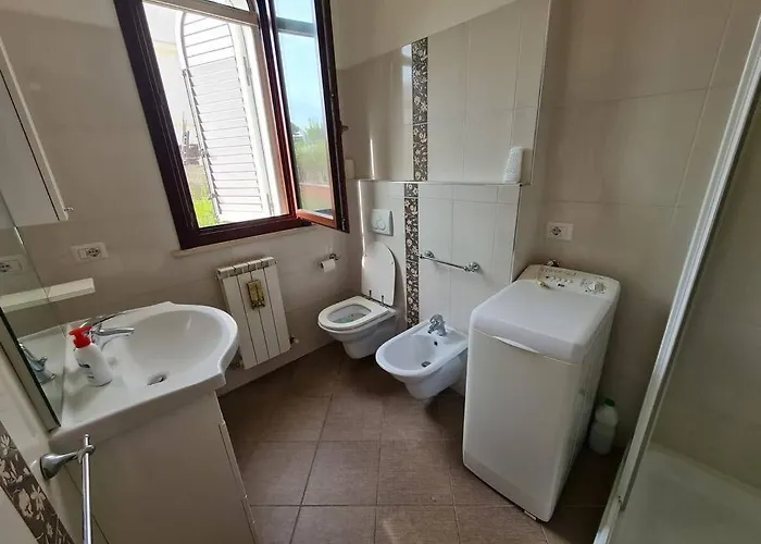 Apartment Bilocale Con Ampio Giardino