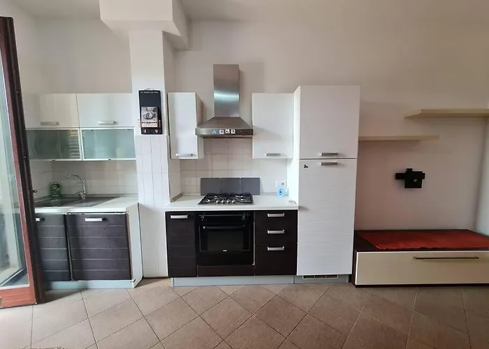 Apartment Bilocale Con Ampio Giardino *